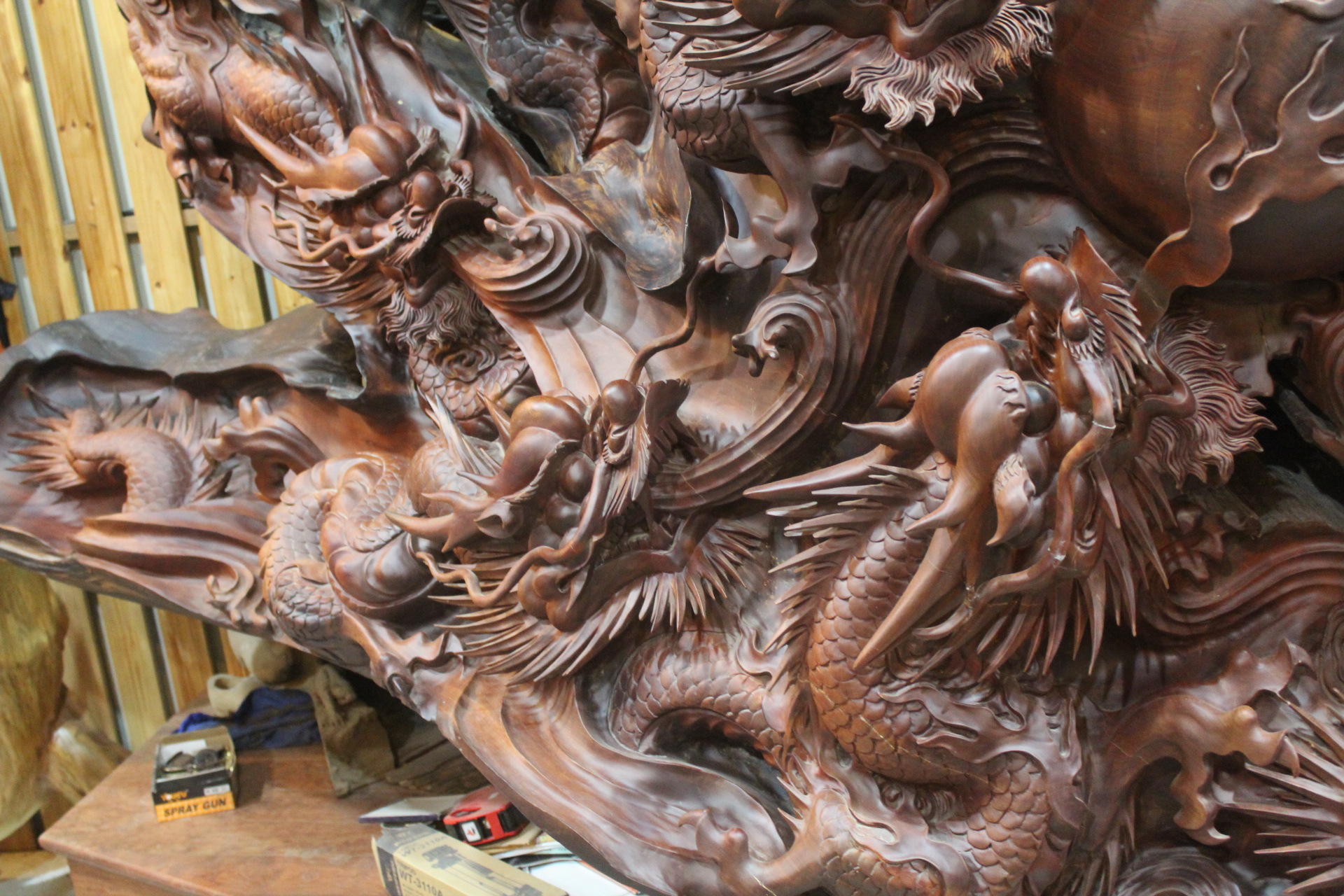 九龍戲珠大型根雕 酒店大廳與別墅會所的藝術之選